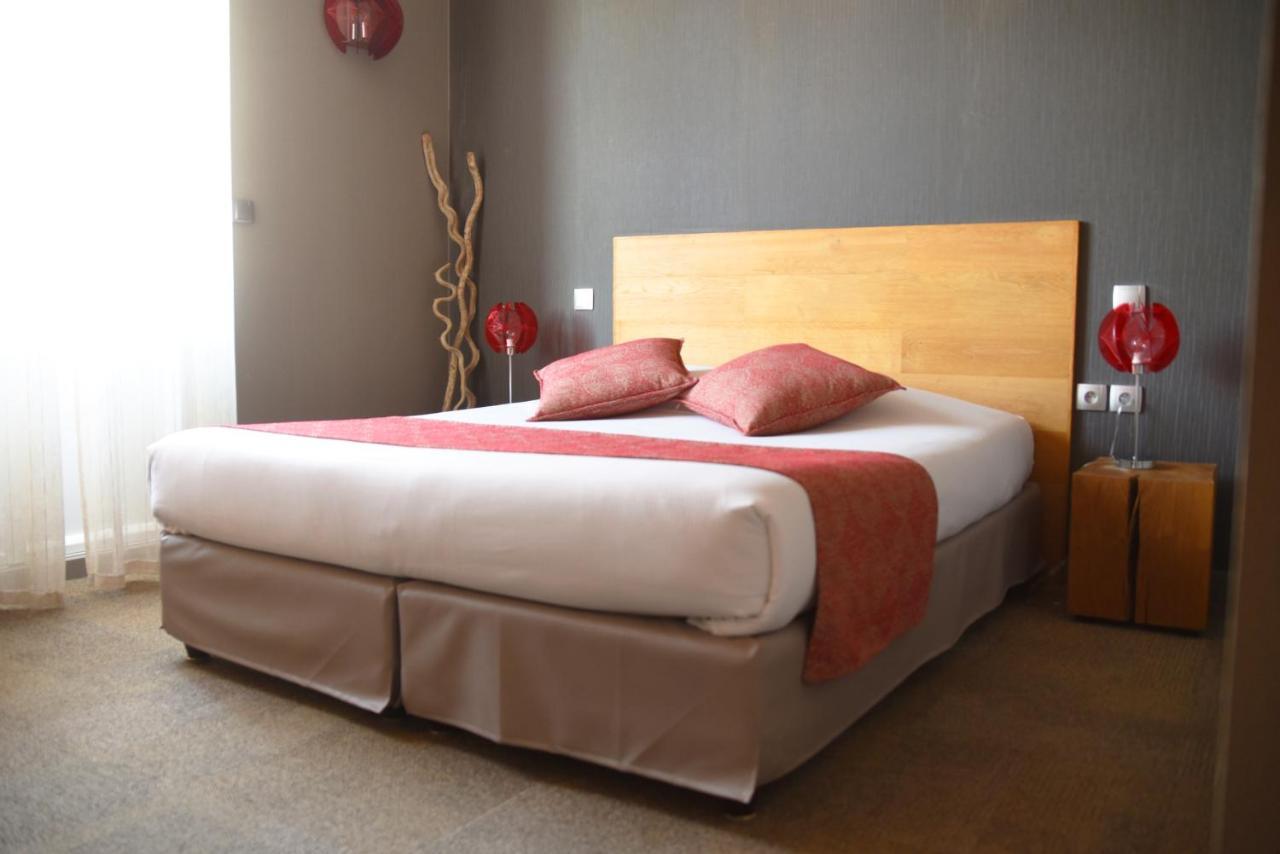 Les Bains Hotel