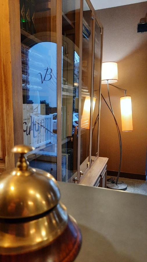 Les Bains Hotel