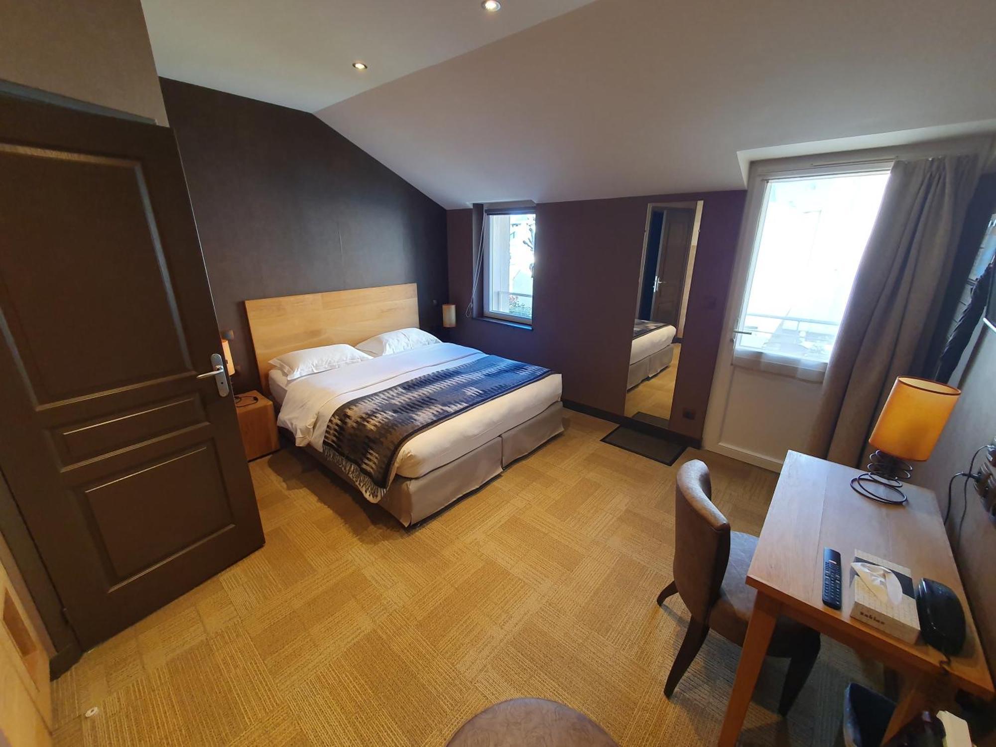 Les Bains Hotel 3*
